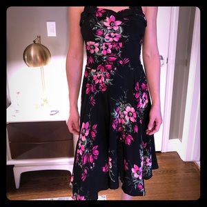 Trashy Diva Retro Floral Print